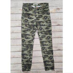 H&M L.O.G.G. Label of Graded Goods Skinny Camo Jeans‎ Size 8
